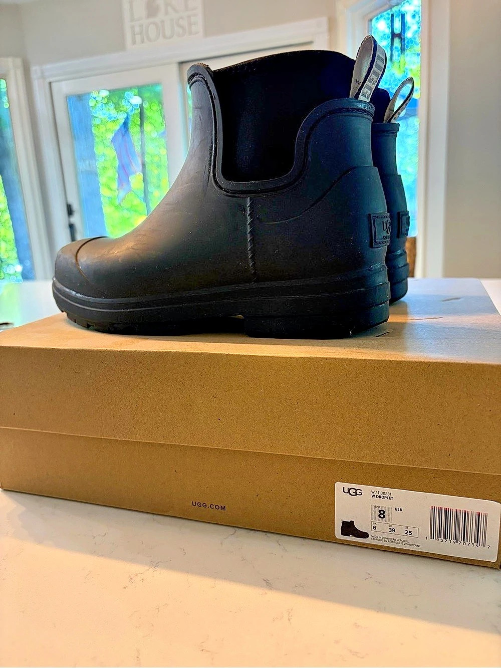 UGG Droplet Rain Boot Black US 8